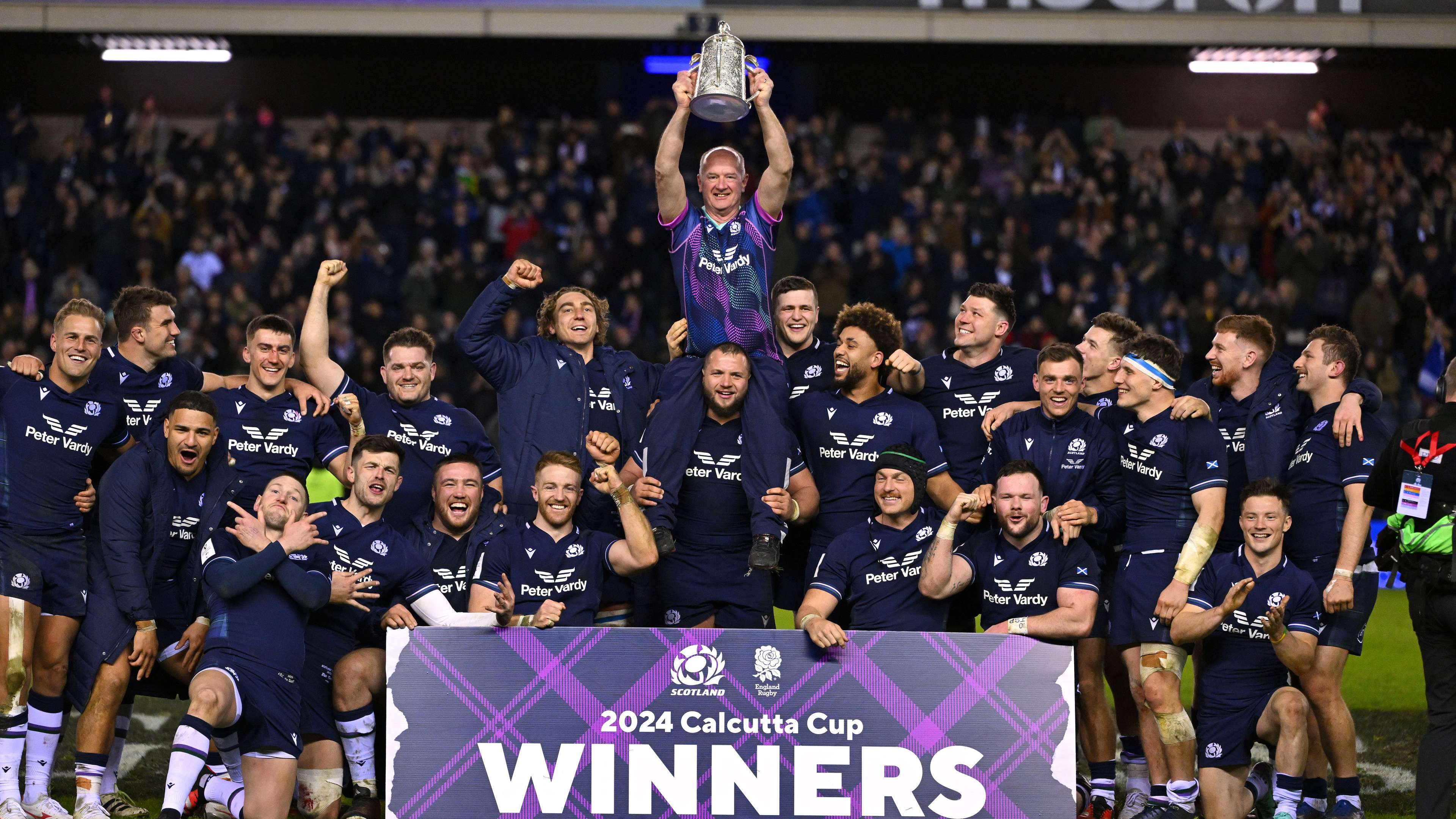 典礼也特别 典礼也特别